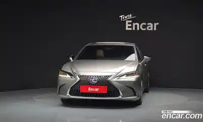 Lexus ES 2021 2.5 гидро в Москве № 1548845, миниатюра 3