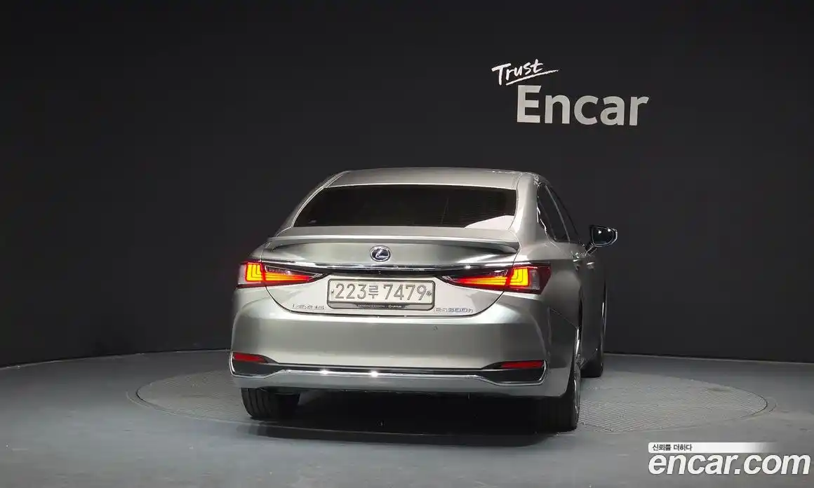 Lexus ES 2021 2.5 гидро в Москве № 1548845, фото 4