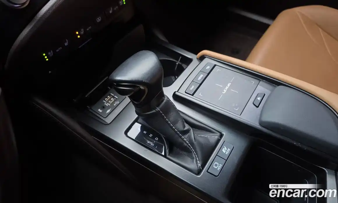Lexus ES 2021 2.5 гидро в Москве № 1548845, фото 9