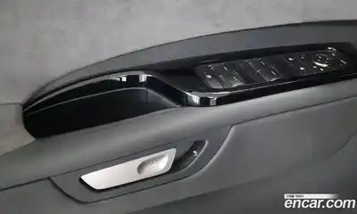 Lexus LM 2025 2.4 гидро в Москве № 1548935, миниатюра 7