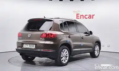 Volkswagen Tiguan 2014 2.0 гидро в Москве № 1549153, миниатюра 2