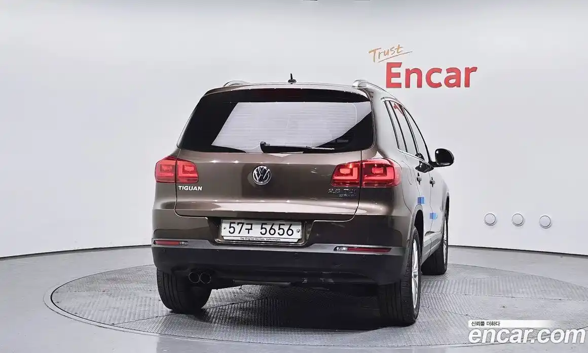 Volkswagen Tiguan 2014 2.0 гидро в Москве № 1549153, фото 4