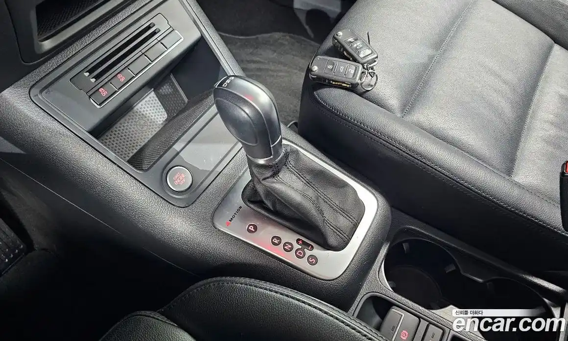 Volkswagen Tiguan 2014 2.0 гидро в Москве № 1549153, фото 9
