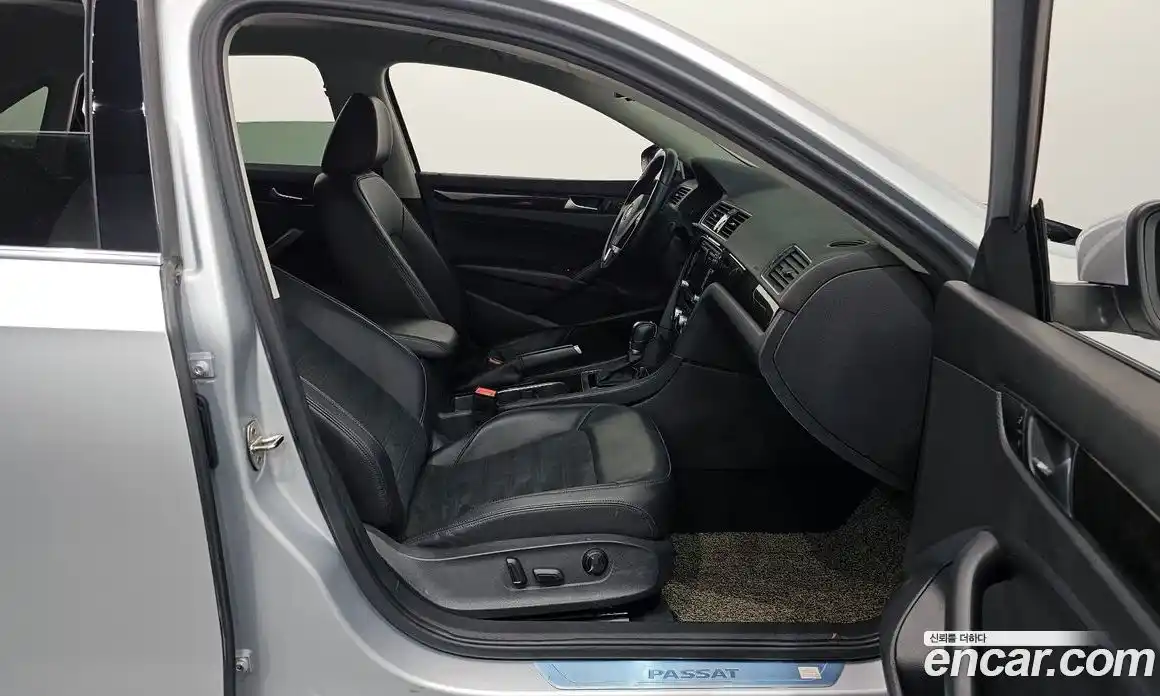 Volkswagen Passat 2014 2.0 гидро в Москве № 1549214, фото 11