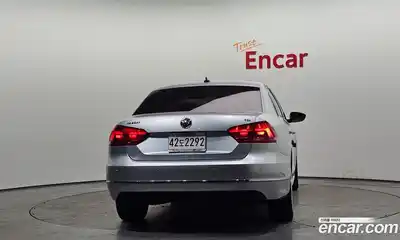 Volkswagen Passat 2014 2.0 гидро в Москве № 1549214, миниатюра 4