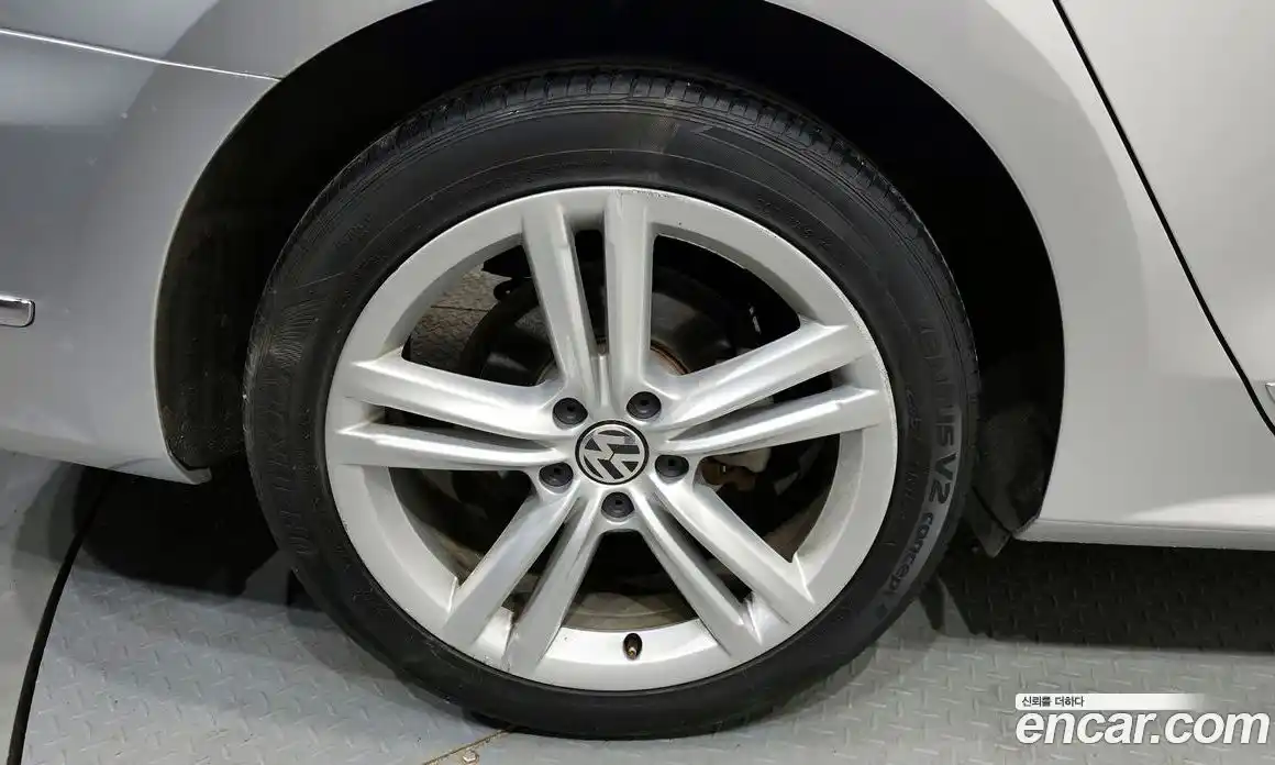 Volkswagen Passat 2014 2.0 гидро в Москве № 1549214, фото 5