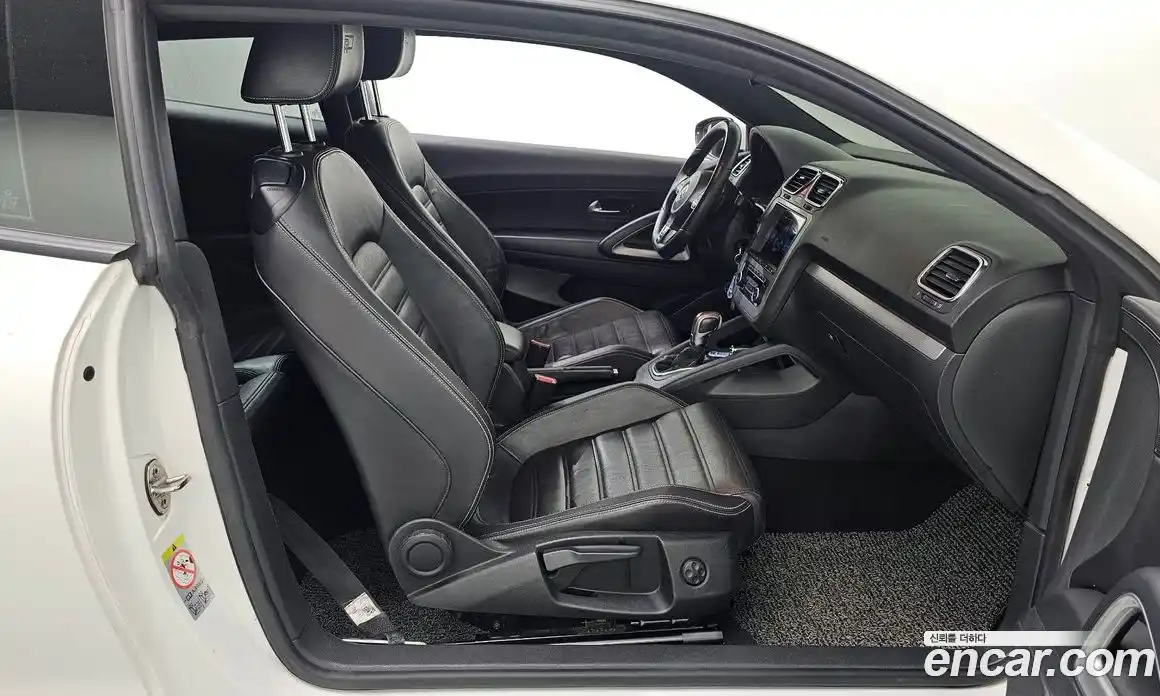 Volkswagen Scirocco 2012 2.0 гидро в Москве № 1549447, фото 11