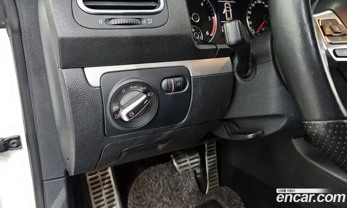 Volkswagen Scirocco 2012 2.0 гидро в Москве № 1549447, фото 18