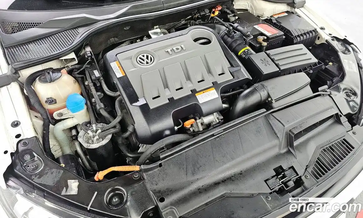 Volkswagen Scirocco 2012 2.0 гидро в Москве № 1549447, фото 6