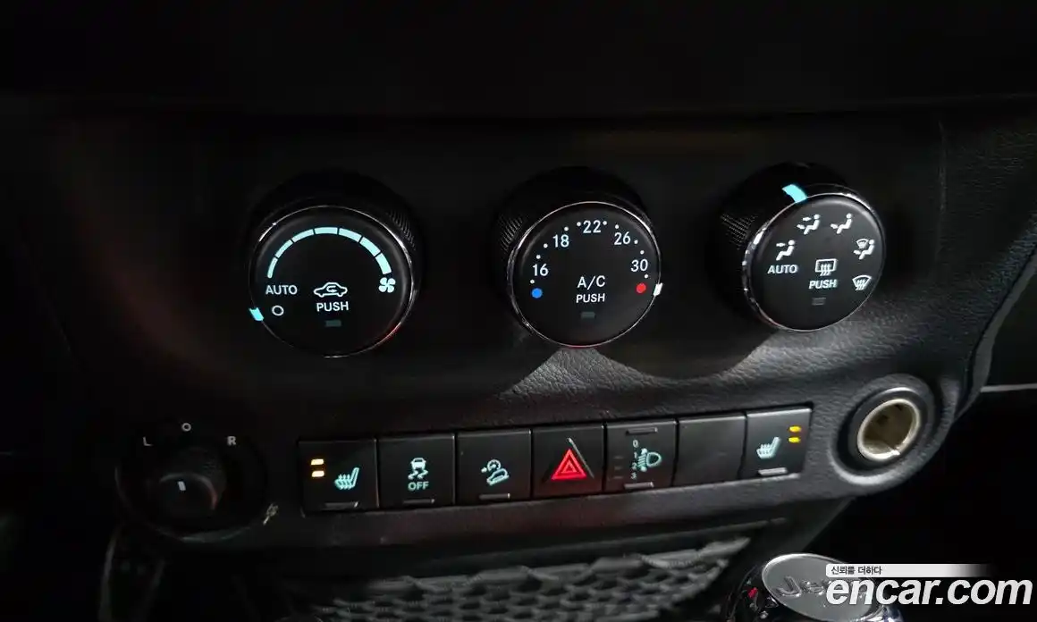 Jeep Wrangler 2014 2.8 гидро в Москве № 1549881, фото 19
