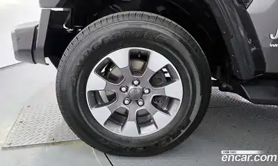 Jeep Wrangler 2021 2.0 гидро в Москве № 1549903, миниатюра 5