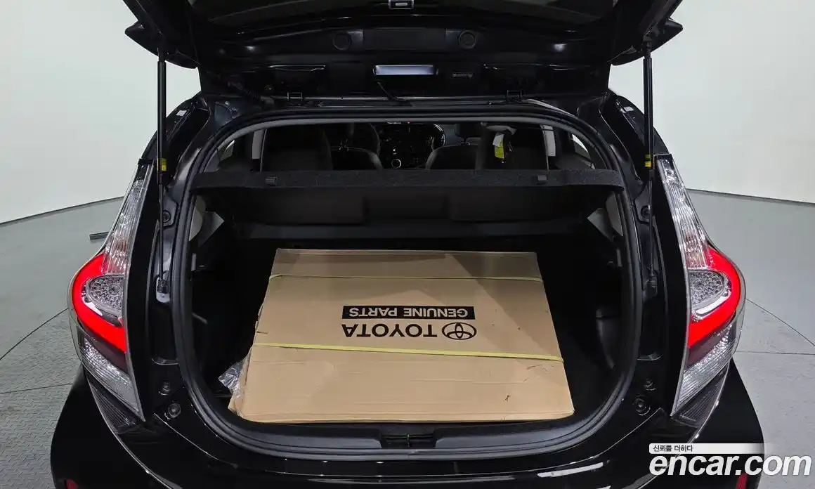 Toyota Prius 2020 1.5 гидро в Москве № 1550059, фото 20
