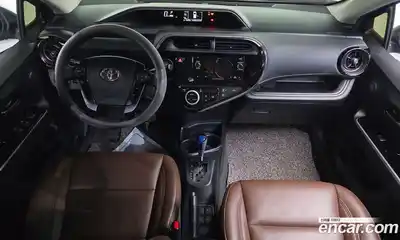 Toyota Prius 2020 1.5 гидро в Москве № 1550059, миниатюра 7