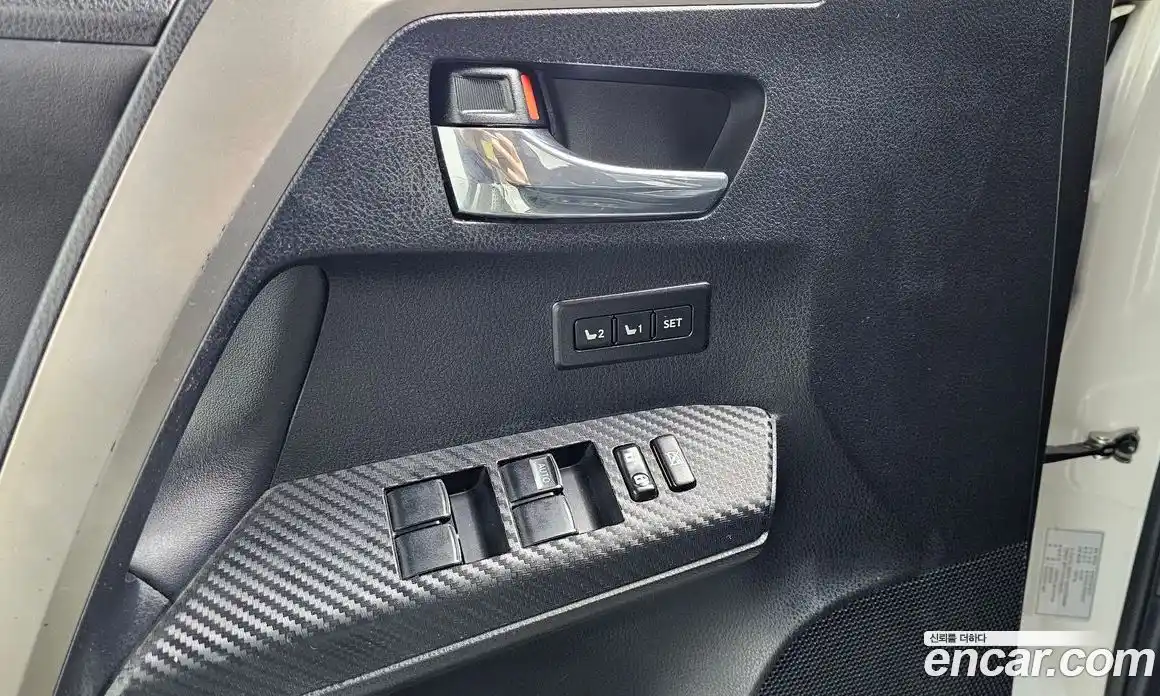 Toyota RAV4 2014 2.5 гидро в Москве № 1550104, фото 19