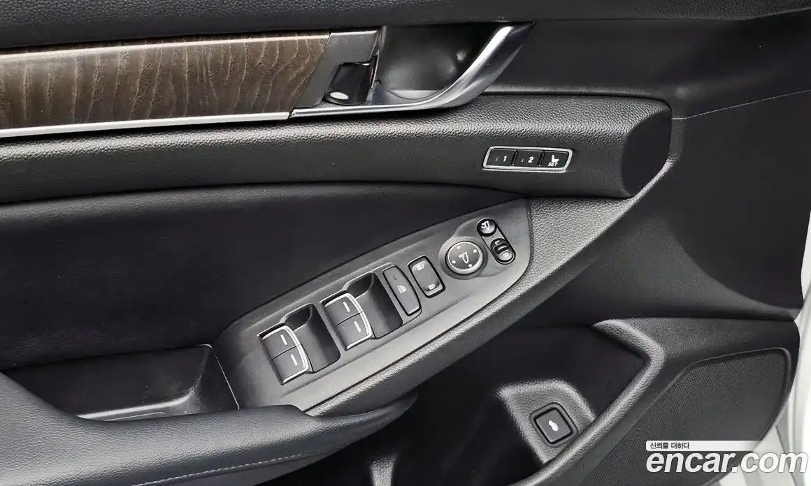 Honda Accord 2018 2.0 гидро в Москве № 1550246, фото 19