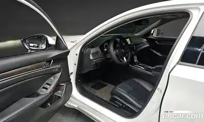 Honda Accord 2018 2.0 гидро в Москве № 1550246, миниатюра 10