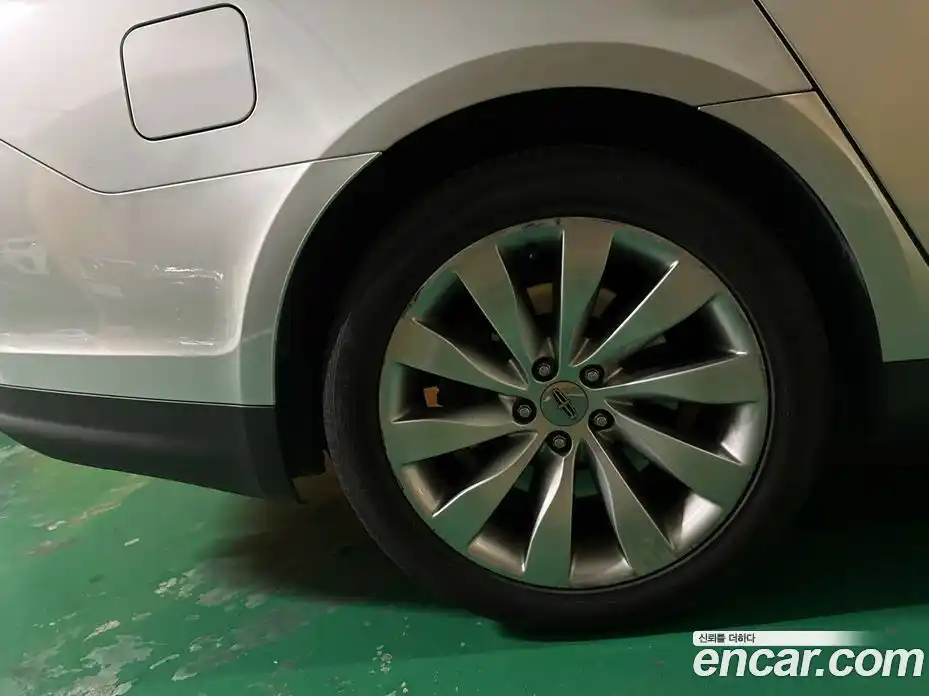 Lincoln MKS 2014 3.7 гидро в Москве № 1550805, фото 6