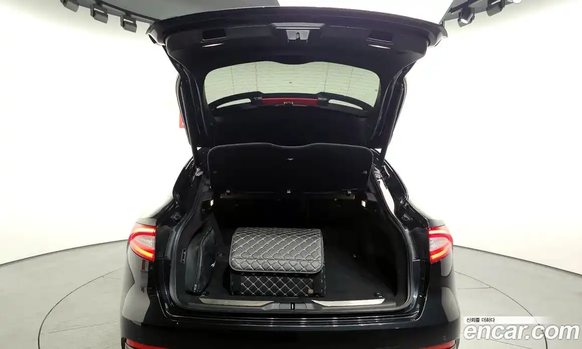 Maserati Levante 2018 3.0 гидро в Москве № 1550876, фото 20