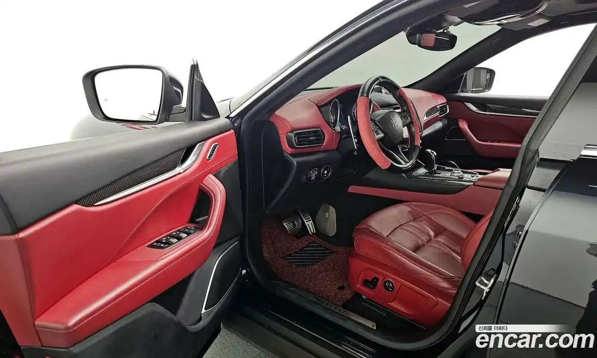 Maserati Levante 2018 3.0 гидро в Москве № 1550876, фото 10