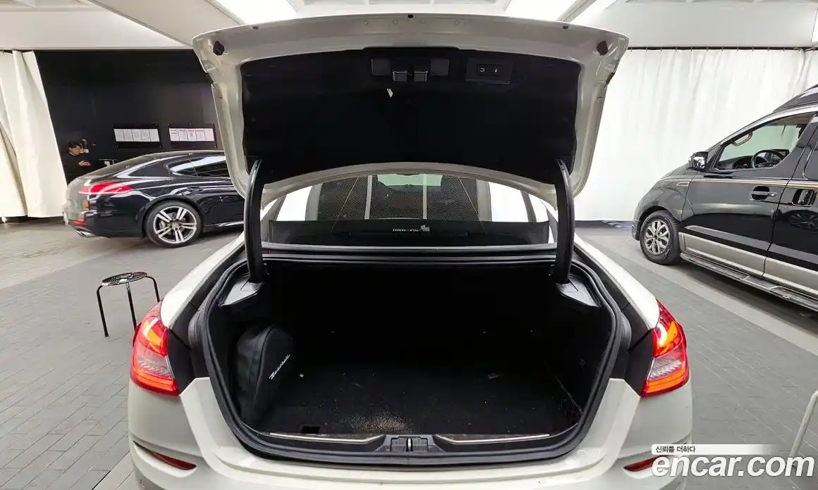 Maserati Quattroporte 2016 3.0 гидро в Москве № 1550880, фото 20