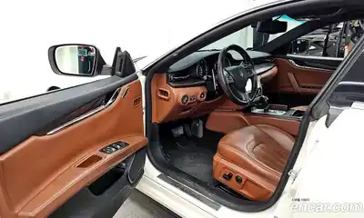 Maserati Quattroporte 2016 3.0 гидро в Москве № 1550880, миниатюра 10