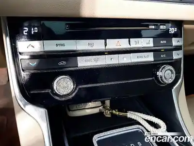 Jaguar XF 2017 2.0 гидро в Москве № 1550960, миниатюра 11