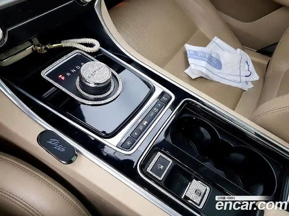 Jaguar XF 2017 2.0 гидро в Москве № 1550960, фото 12