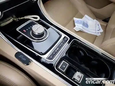 Jaguar XF 2017 2.0 гидро в Москве № 1550960, миниатюра 12