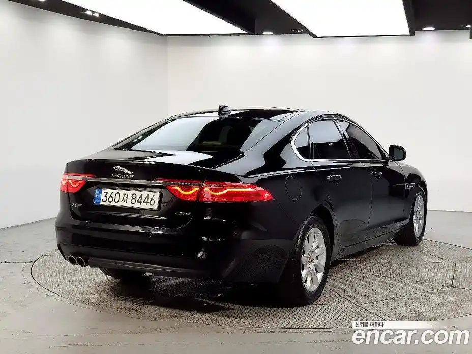 Jaguar XF 2017 2.0 гидро в Москве № 1550960, фото 4