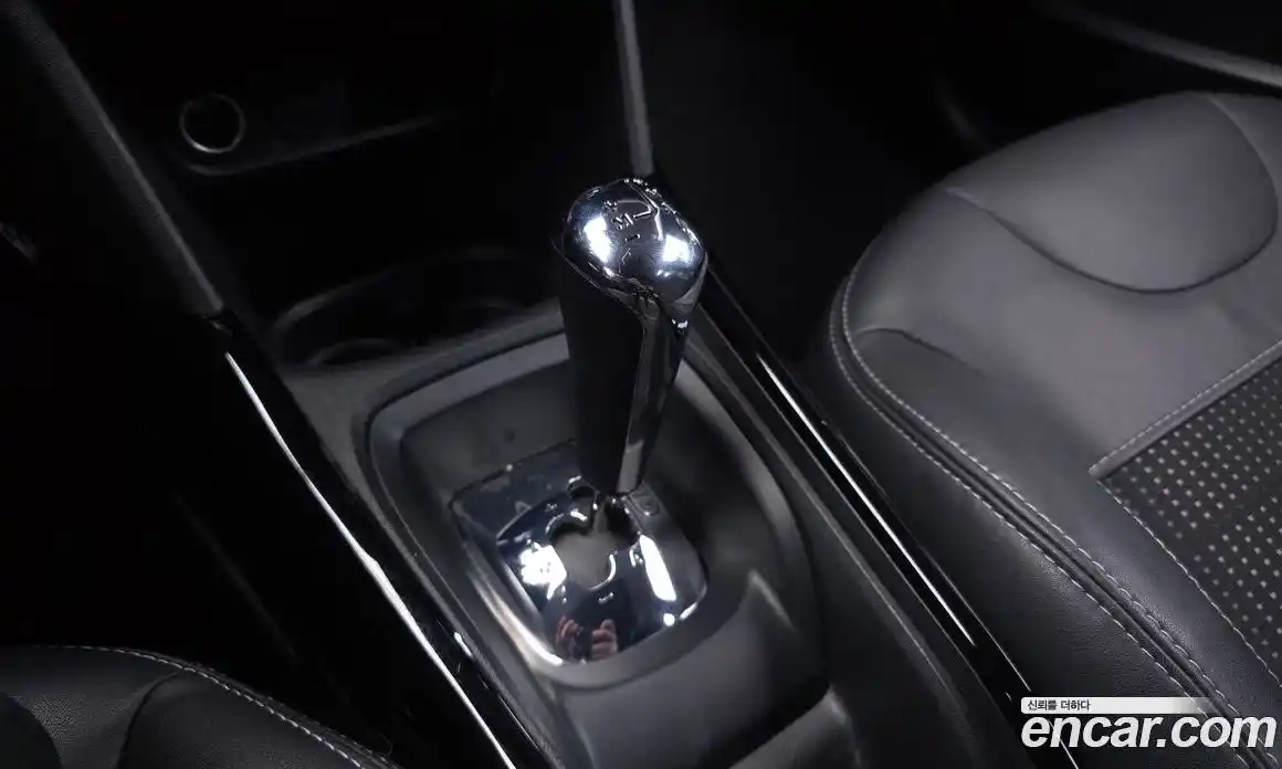 Peugeot 2008 2017 1.6 гидро в Москве № 1551198, фото 9