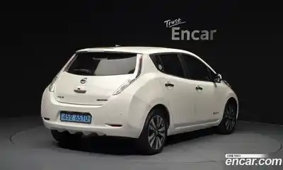 Nissan Leaf 2016 гидро в Москве № 1551268, миниатюра 2