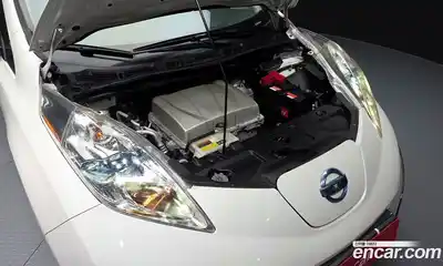 Nissan Leaf 2016 гидро в Москве № 1551268, миниатюра 6