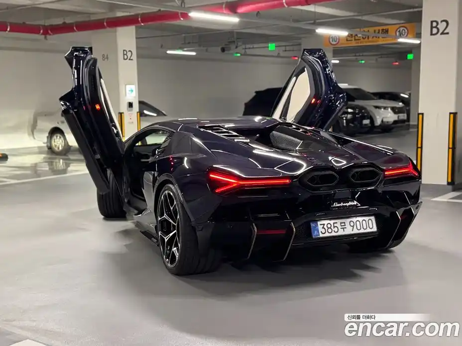 Lamborghini Revuelto 2025 6.5 гидро в Москве № 1551323, фото 3