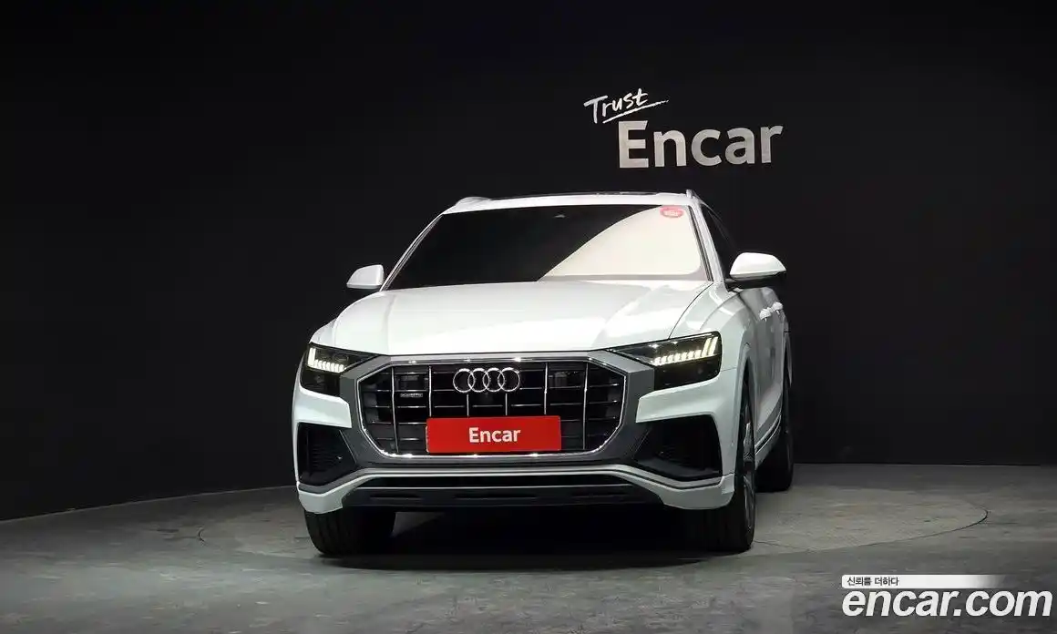 Audi Q8 2021 3.0 гидро в Москве № 163895, фото 3
