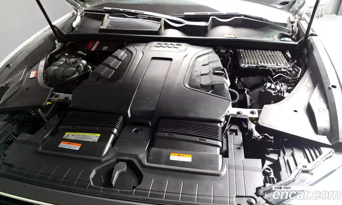 Audi Q8 2021 3.0 гидро в Москве № 163895, фото 6