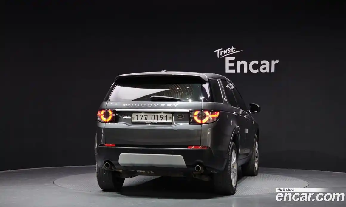 Land Rover Discovery Sport 2016 2.0 гидро в Москве № 166680, фото 4