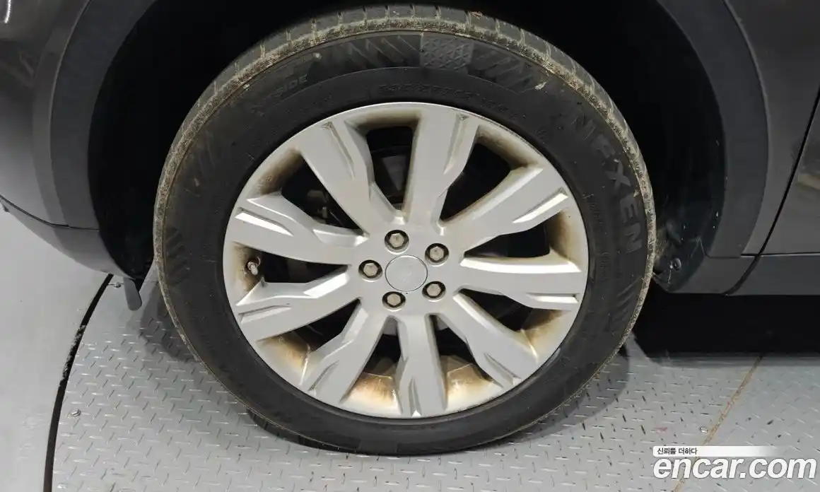 Land Rover Discovery Sport 2016 2.0 гидро в Москве № 166680, фото 5