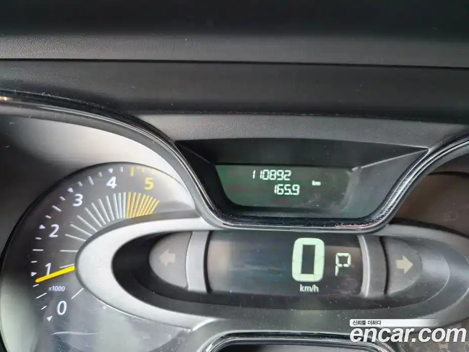 Renault QM3 2015 1.5 гидро в Москве № 186290, фото 12