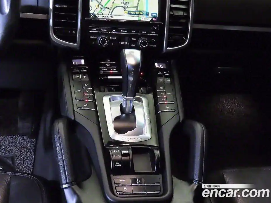 Porsche Cayenne 2015 3.0 гидро в Москве № 187449, фото 12