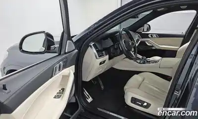 BMW X6 2022 4.4 гидро в Москве № 189601, миниатюра 11