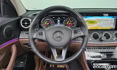 Mercedes-Benz E-Class 2017 1.9 гидро, миниатюра 11
