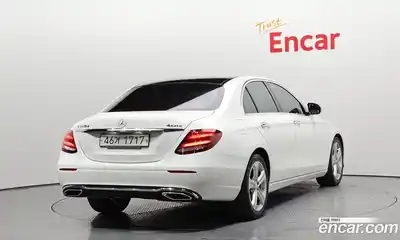 Mercedes-Benz E-Class 2017 1.9 гидро, миниатюра 2