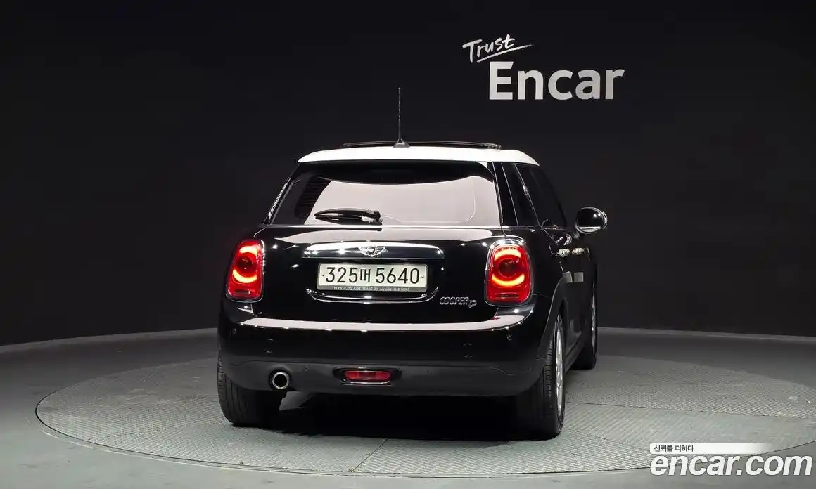 Mini Cooper 2016 1.5 гидро в Москве № 211215, фото 4