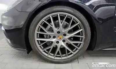 Porsche Panamera 2018 3.0 гидро в Москве № 213303, миниатюра 5
