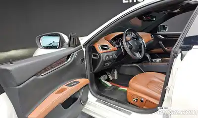 Maserati Ghibli 2022 2.0 гидро в Москве № 282837, миниатюра 11