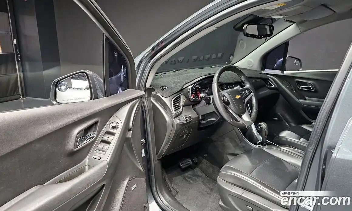 Chevrolet Trax 2017 1.6 гидро в Москве № 39597, фото 11