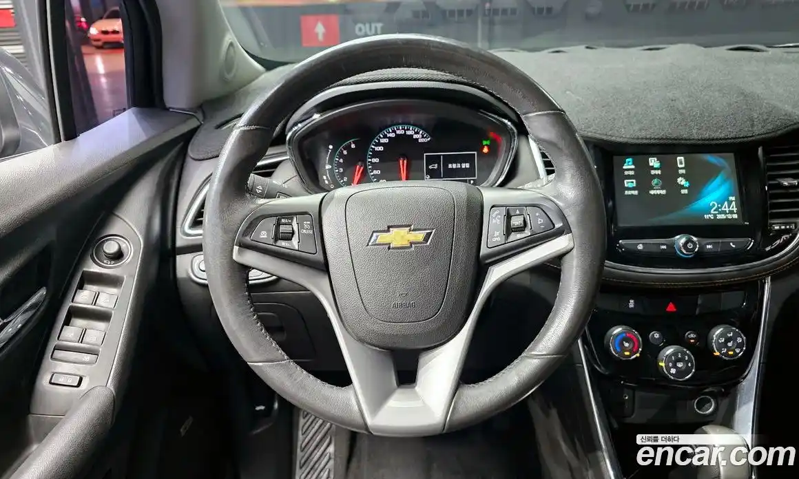 Chevrolet Trax 2017 1.6 гидро в Москве № 39597, фото 13