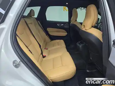 Volvo XC60 2023 2.0 гидро в Москве № 1003111, миниатюра 11
