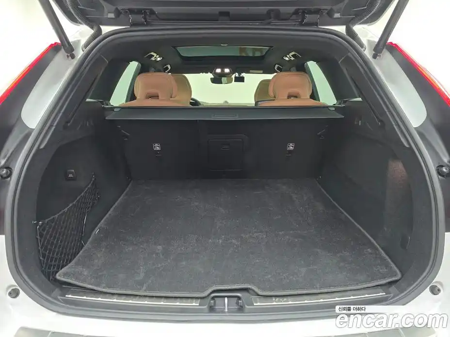 Volvo XC60 2023 2.0 гидро в Москве № 1003111, фото 19