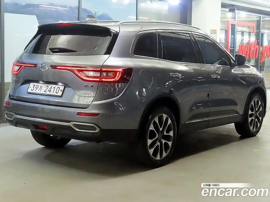 Renault QM6 2017 2.0 гидро в Москве № 1191786, фото 4